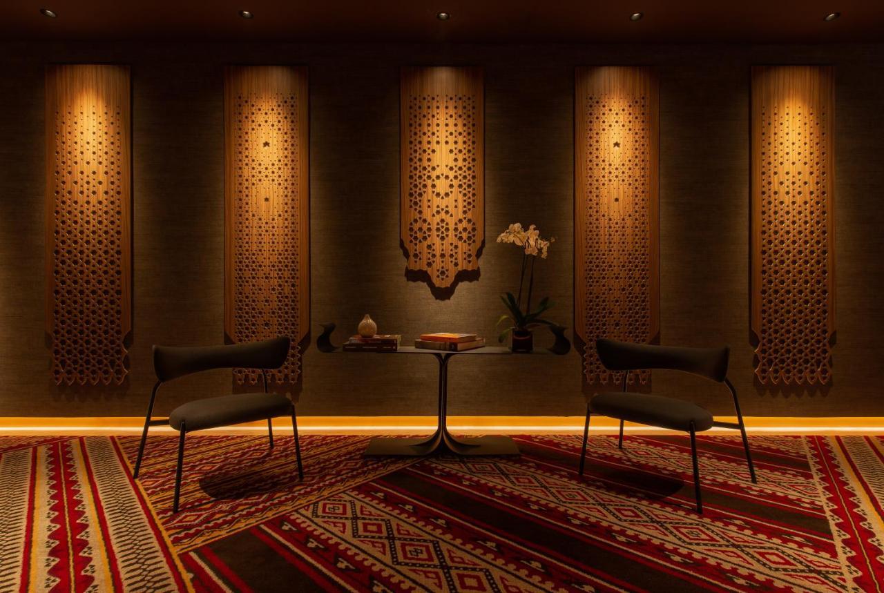 Shirvan Hotel City Yard Джедда Экстерьер фото The interior of the lounge