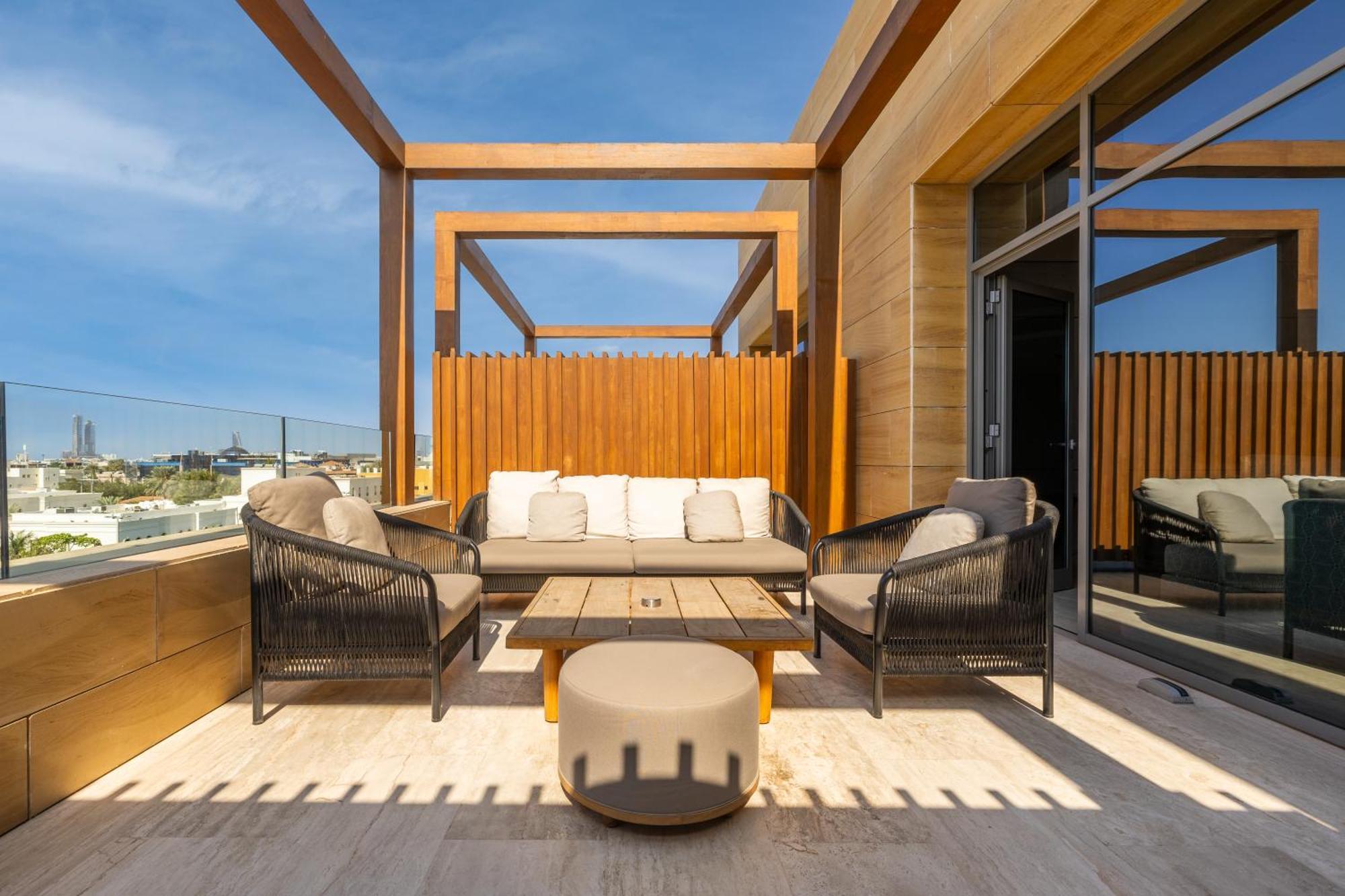Shirvan Hotel City Yard Джедда Экстерьер фото The Terrace